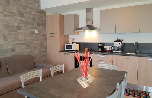 Pieve Apartment | Casa La Pief 1 Giallo by Gardadomusmea