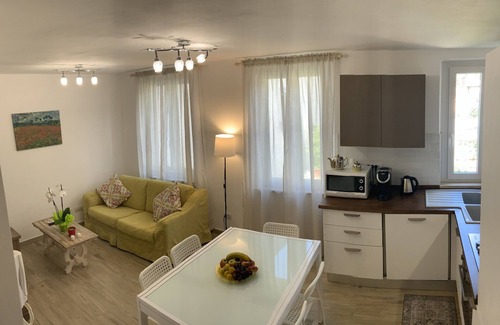 Camaiore Apartment | Casa La Wanda - Camaiore, Toscana - 2 Br & Terrace