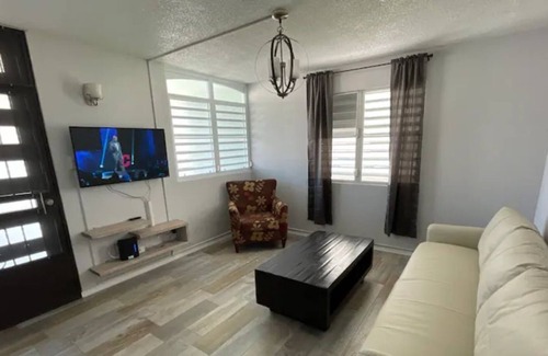 Aguadilla Pueblo House | Casa Las Palmeras
