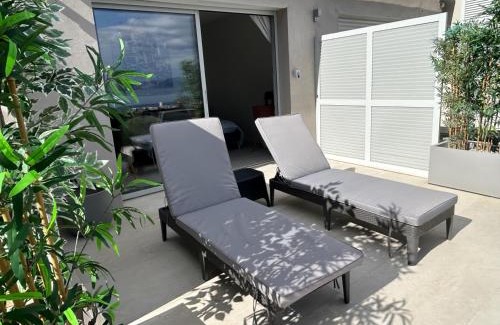 Alata House | CASA LC chambre1 vue Mer Jacuzzi