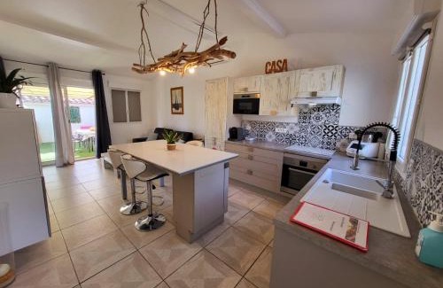 Sollies Pont Apartment | Casa Leone 83