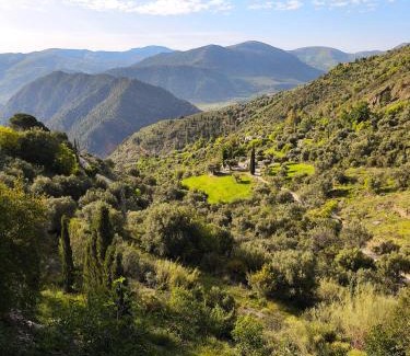 Carataunas Ski Chalet | Casa Limón - Alpujarras