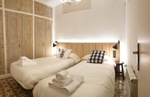 Sant Joan de Les Abadesses Apartment | Casa Lola - Terraza panorámica en el centro del pueblo