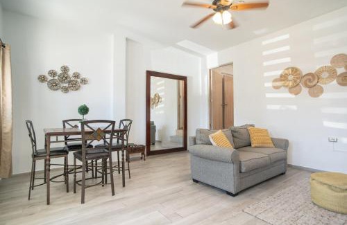 Puntas Apartment | Casa Loba Suite 1 with an outdoor tub