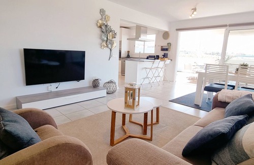 Las Arenas Villa | CASA LOLA EN PUERTO DE LA CRUZ CON JACUZZI Y VISTA