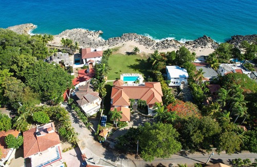 Playa Chiquita Villa | Casa Los Sueños: Oceanfront Elegance Meets Tropical Luxury!