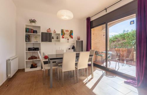 Canyelles House | Casa Lourdes