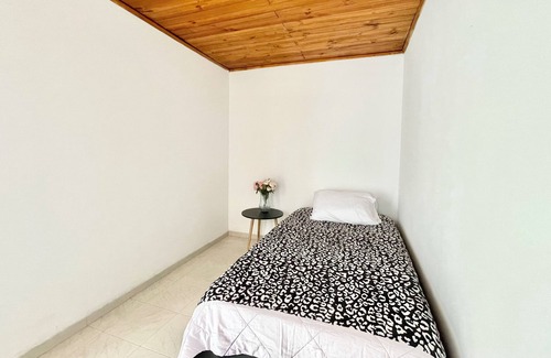 Cali House | CASA LUNA LLENA NORTE CALI