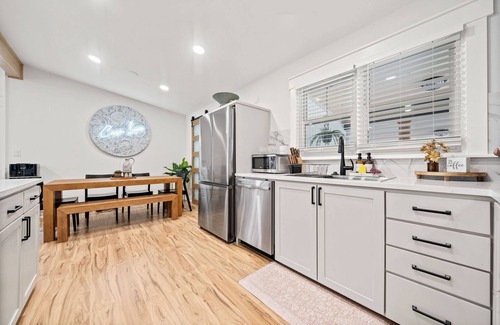 Buford Highway House | Casa Luna Sauna Cold Plunge Wellness Retreat