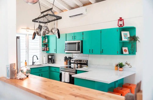 Culebra Pueblo House | Casa Mañana - Breezy bay view deck w/ AC & WiFi