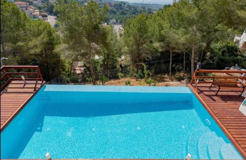 Cunit House | Casa Majestic