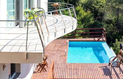 Cunit House | Casa Majestic