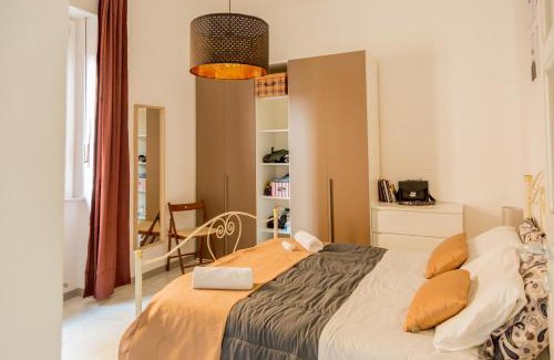 Macerata Apartment | - CASA MANZONI - Luminoso appartamento zona Sferisterio