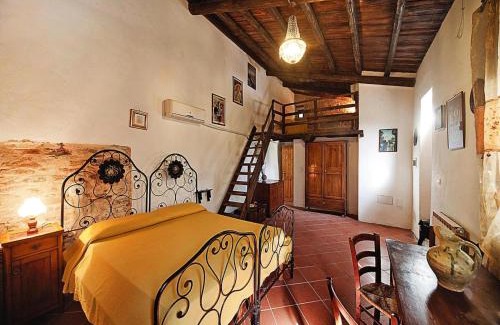 Granarola Apartment | Casa Mare Holiday in Vallugola