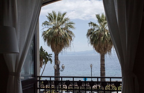 Milazzo House | Casa Marina in the historic center of Milazzo