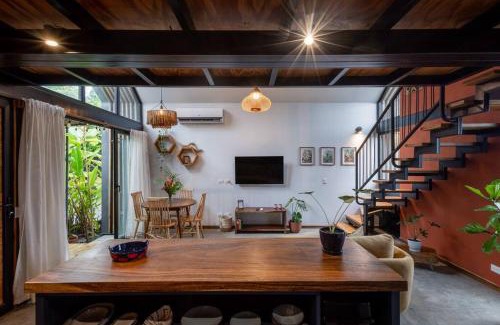 Mal Pais House | Casa Mariola the blissful studio