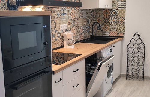 Cutar Cottage | CASA MARUJA WIFI FIBER 300 MB & JACUZZI 2 KM FROM BENAMARGOSA.