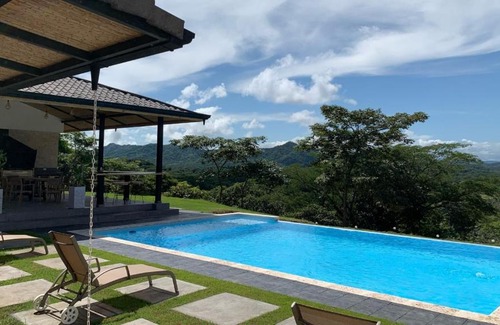 Matapalo House | CASA MATAPALO ON THE HILL, AMAZING VIEW