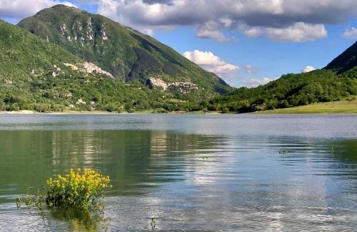 Castel di Tora House | Casa Matilda - Casa Vacanze