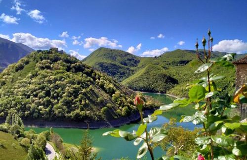 Castel di Tora House | Casa Matilda - Casa Vacanze