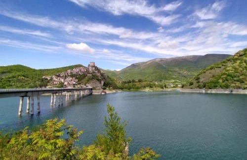 Castel di Tora House | Casa Matilda - Casa Vacanze