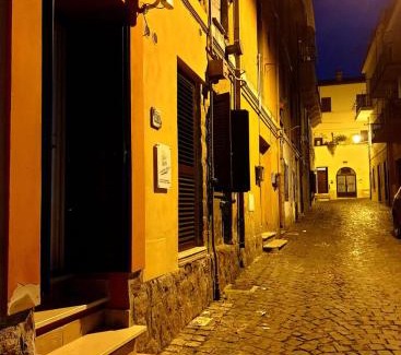 Cisterna di Latina House | Casa Mattia Centro Storico