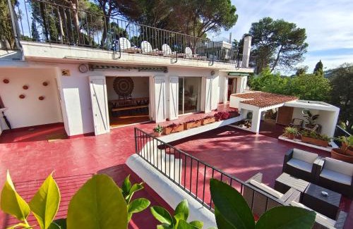 Sant Cebria de Vallalta Villa | Casa Mayabel - Magnífica villa - Piscina y Jardín
