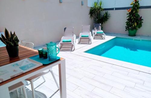 Palamos House | Casa Mediterránea con piscina privada en Palamós
