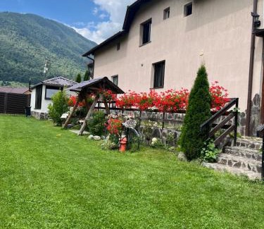 Zarnesti House | Casa Meresanu