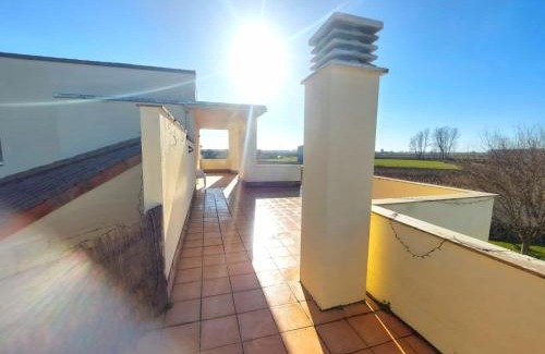 Villanueva de Las Manzanas House | CASA MIGUEL y SALLY