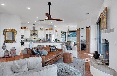 Tucson Estates House | Casa Milagro - A designer desert retreat!