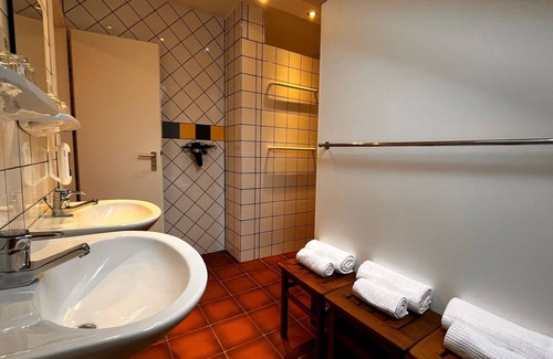 Niedersfeld Bed & Breakfast | Casa Milix - Bed & Breakfast