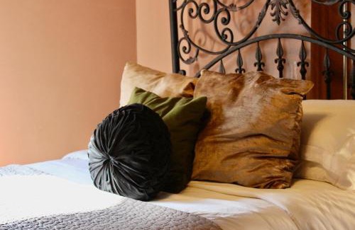 Downtown El Paso Apartment | #casa Mina #5 Central Rio Grande Historic Dist