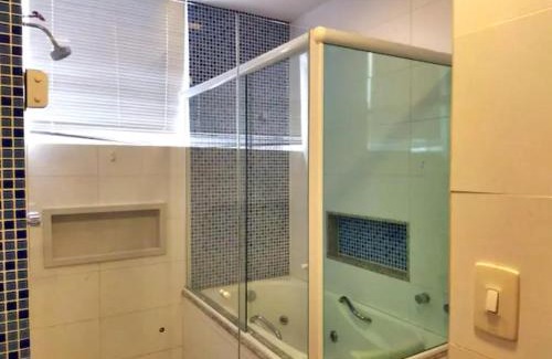 Lago Sul House | Casa Modernista - Aluguel de Suítes