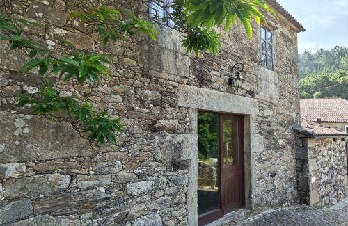 Outes House | Casa Mourelos