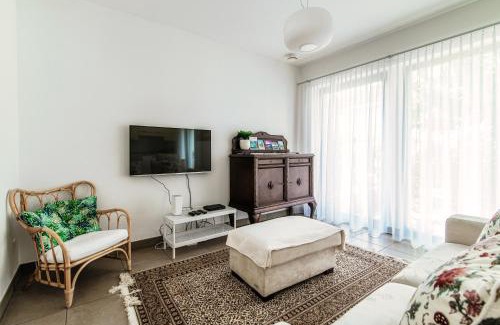 Losone Apartment | Casa Mummi by Quokka 360 - with garden 5 min from Ascona