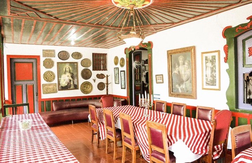 Calarca Bed & Breakfast | Casa Museo Hacienda La Cabaña
