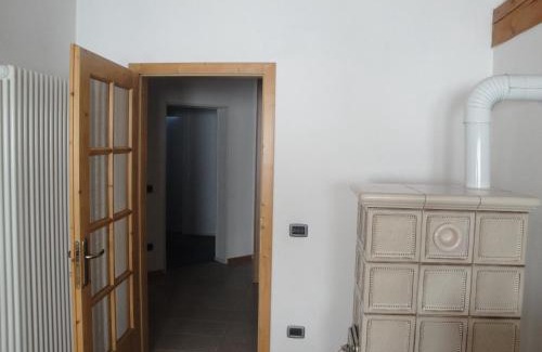 Comano Terme Apartment | Casa nel verde