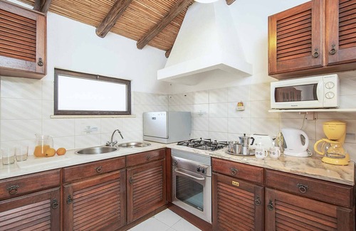 Quinta das Raposeiras Villa | Casa Nomanico - Two Bedroom Villa, Sleeps 4