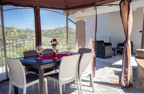 Santo Stefano Belbo House | Casa Nonna Ida - Holidays in Langa (Papavero)