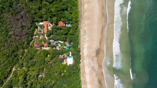 Playa Grande House | Casa Oasis Beach Villa with Pool, Playa Grande