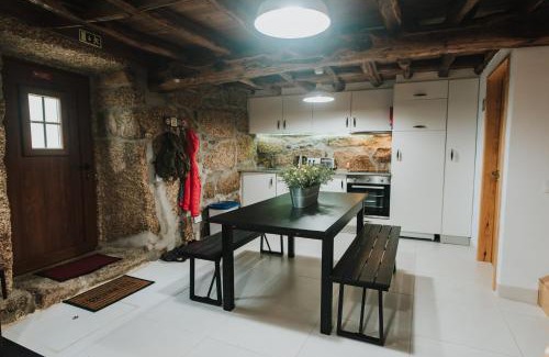 Seia Ski Chalet | Casa Oeste