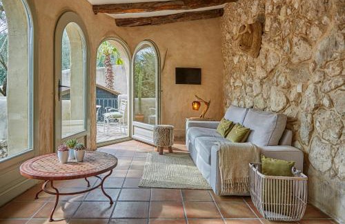 Canyelles House | Casa Olivo at Masia Nur Sitges, Adults only