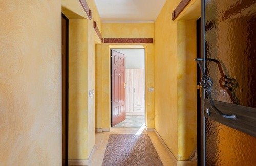 Massa e Cozzile House | Casa Olly