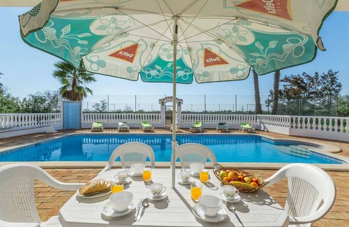 Monte Raposo Villa | Casa Omar - Three Bedroom Villa, Sleeps 6