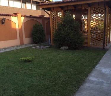 Tirgu Jiu House | Casa Onyx