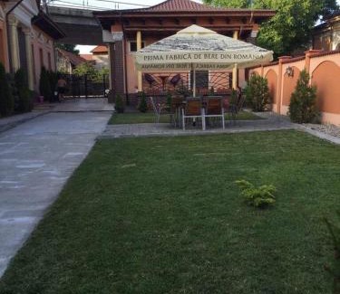 Tirgu Jiu House | Casa Onyx