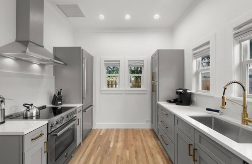 Historic Ybor House | Casa Padr n Gorgeous Home Steps to 7th Ave