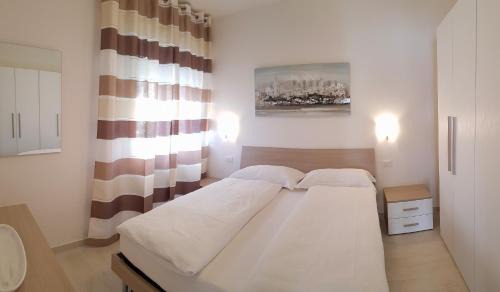 Voltino Apartment | Casa Palanca Lake view apartment by Gardadomusmea