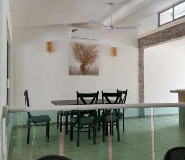 Bacocho House | Casa Palmas
